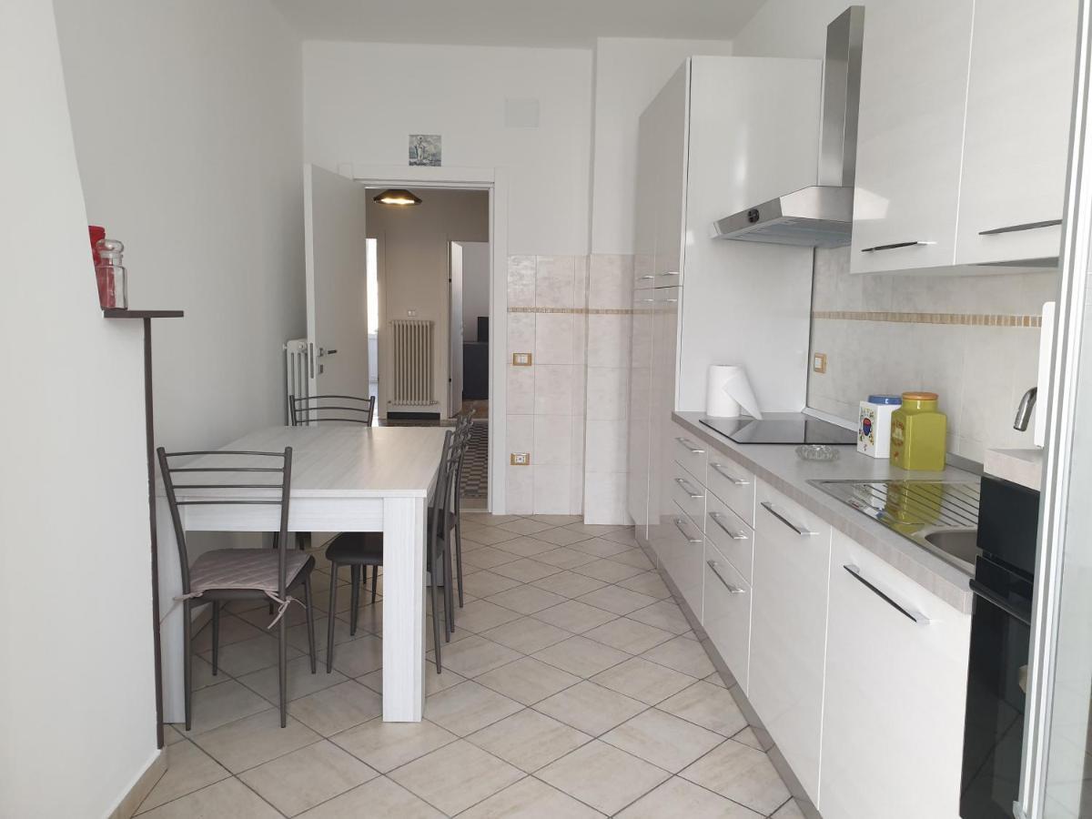 Casa Fiorella Savona Buitenkant foto